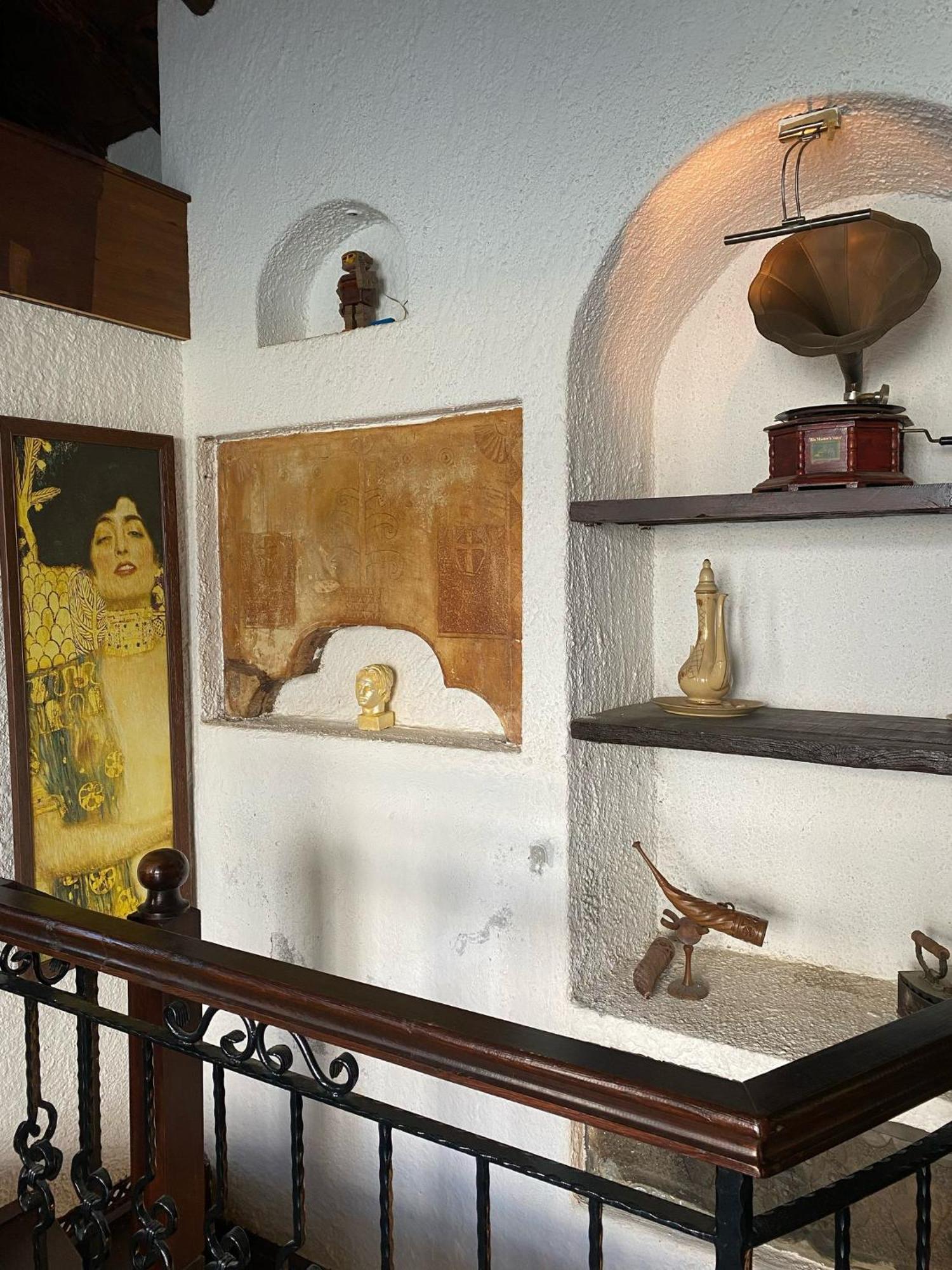Vilă Escape To History In A Stunning Stone House With Garden And Sea View In The Heart Of